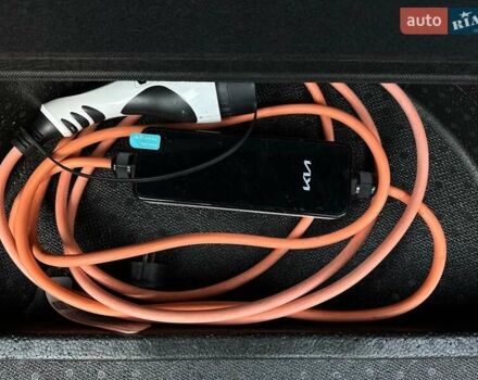 Сірий Кіа Niro, об'ємом двигуна 0 л та пробігом 73 тис. км за 23900 $, фото 81 на Automoto.ua