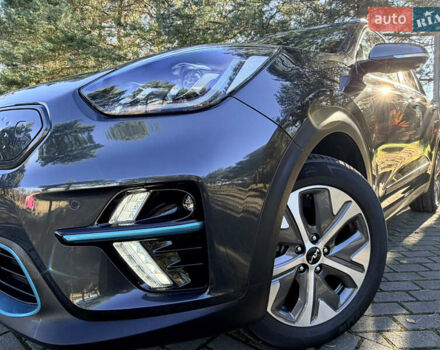 Серый Киа Niro, объемом двигателя 0 л и пробегом 32 тыс. км за 24950 $, фото 4 на Automoto.ua