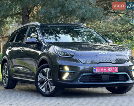Серый Киа Niro, объемом двигателя 0 л и пробегом 50 тыс. км за 22990 $, фото 4 на Automoto.ua