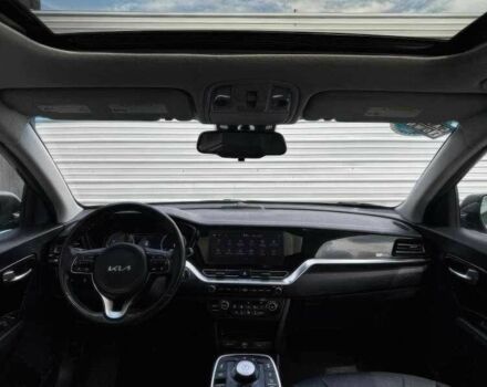 Сірий Кіа Niro, об'ємом двигуна 0 л та пробігом 55 тис. км за 9700 $, фото 9 на Automoto.ua