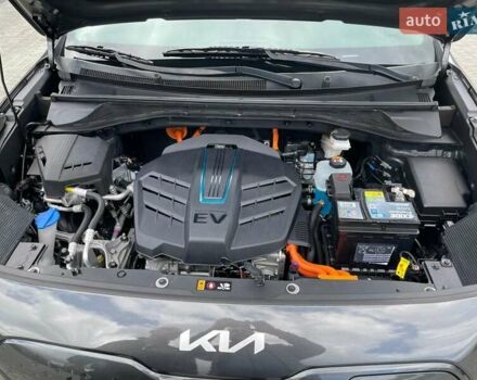 Сірий Кіа Niro, об'ємом двигуна 0 л та пробігом 130 тис. км за 19800 $, фото 15 на Automoto.ua