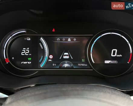 Серый Киа Niro, объемом двигателя 0 л и пробегом 70 тыс. км за 24400 $, фото 50 на Automoto.ua