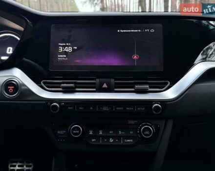 Сірий Кіа Niro, об'ємом двигуна 0 л та пробігом 72 тис. км за 22999 $, фото 53 на Automoto.ua