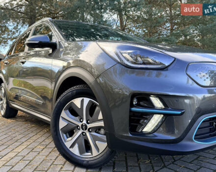 Серый Киа Niro, объемом двигателя 0 л и пробегом 39 тыс. км за 24400 $, фото 4 на Automoto.ua