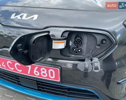 Сірий Кіа Niro, об'ємом двигуна 0 л та пробігом 130 тис. км за 19800 $, фото 16 на Automoto.ua