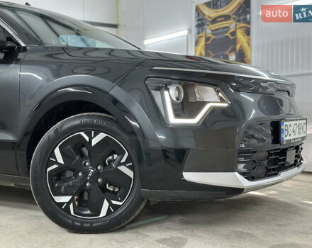 Серый Киа Niro, объемом двигателя 0 л и пробегом 120 тыс. км за 20900 $, фото 10 на Automoto.ua