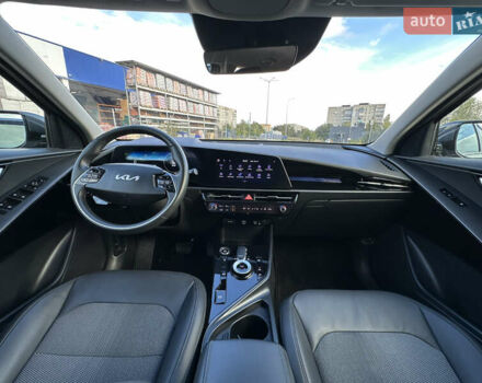 Сірий Кіа Niro, об'ємом двигуна 0 л та пробігом 120 тис. км за 21700 $, фото 106 на Automoto.ua