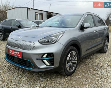 Серый Киа Niro, объемом двигателя 0 л и пробегом 70 тыс. км за 24400 $, фото 14 на Automoto.ua