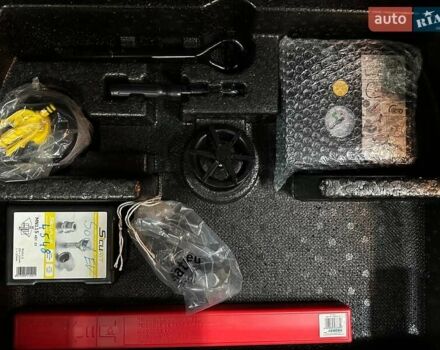 Серый Киа Niro, объемом двигателя 0 л и пробегом 37 тыс. км за 24900 $, фото 83 на Automoto.ua