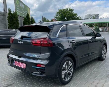 Серый Киа Niro, объемом двигателя 0 л и пробегом 130 тыс. км за 19800 $, фото 3 на Automoto.ua