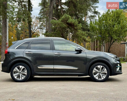 Серый Киа Niro, объемом двигателя 0 л и пробегом 37 тыс. км за 24800 $, фото 14 на Automoto.ua