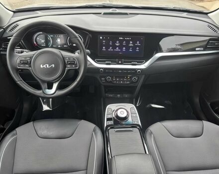 Серый Киа Niro, объемом двигателя 0 л и пробегом 21 тыс. км за 11000 $, фото 9 на Automoto.ua