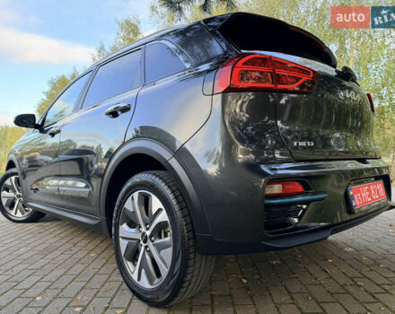 Серый Киа Niro, объемом двигателя 0 л и пробегом 50 тыс. км за 22990 $, фото 9 на Automoto.ua