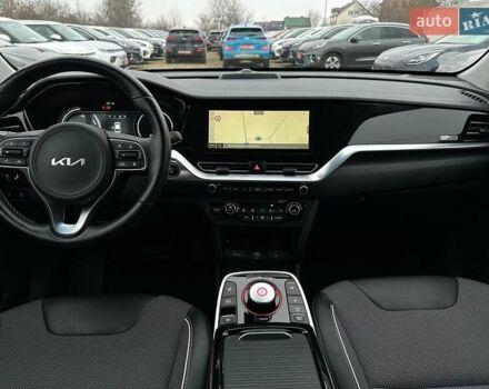 Серый Киа Niro, объемом двигателя 0 л и пробегом 37 тыс. км за 24900 $, фото 35 на Automoto.ua