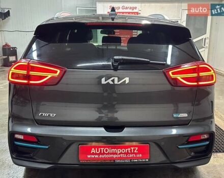 Серый Киа Niro, объемом двигателя 0 л и пробегом 37 тыс. км за 24900 $, фото 19 на Automoto.ua
