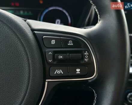 Сірий Кіа Niro, об'ємом двигуна 0 л та пробігом 38 тис. км за 24800 $, фото 8 на Automoto.ua