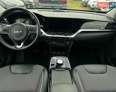 Сірий Кіа Niro, об'ємом двигуна 0 л та пробігом 38 тис. км за 24800 $, фото 66 на Automoto.ua