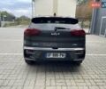 Серый Киа Niro, объемом двигателя 0 л и пробегом 74 тыс. км за 22700 $, фото 5 на Automoto.ua