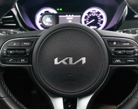 Серый Киа Niro, объемом двигателя 1.6 л и пробегом 25 тыс. км за 5000 $, фото 12 на Automoto.ua