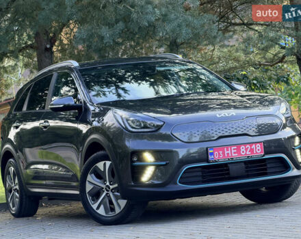 Серый Киа Niro, объемом двигателя 0 л и пробегом 50 тыс. км за 22990 $, фото 5 на Automoto.ua