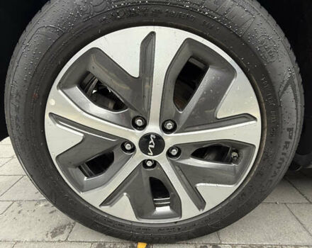 Серый Киа Niro, объемом двигателя 0 л и пробегом 37 тыс. км за 24400 $, фото 32 на Automoto.ua