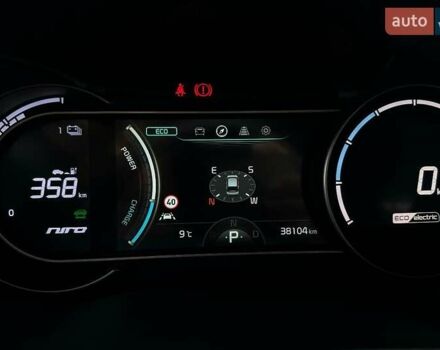 Сірий Кіа Niro, об'ємом двигуна 0 л та пробігом 38 тис. км за 24800 $, фото 42 на Automoto.ua