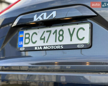 Сірий Кіа Niro, об'ємом двигуна 0 л та пробігом 120 тис. км за 21700 $, фото 34 на Automoto.ua