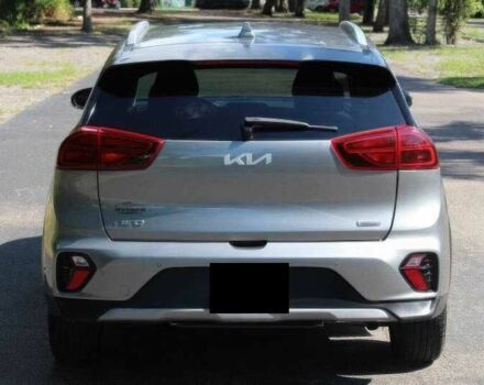 Сірий Кіа Niro, об'ємом двигуна 1.6 л та пробігом 45 тис. км за 11500 $, фото 5 на Automoto.ua