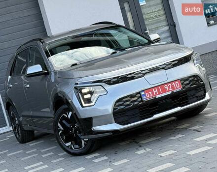 Серый Киа Niro, объемом двигателя 0 л и пробегом 95 тыс. км за 22700 $, фото 19 на Automoto.ua