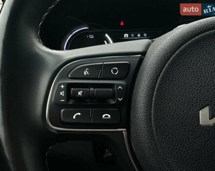 Серый Киа Niro, объемом двигателя 0 л и пробегом 37 тыс. км за 24900 $, фото 39 на Automoto.ua