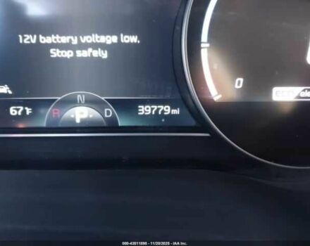 Серый Киа Niro, объемом двигателя 0 л и пробегом 62 тыс. км за 4900 $, фото 14 на Automoto.ua