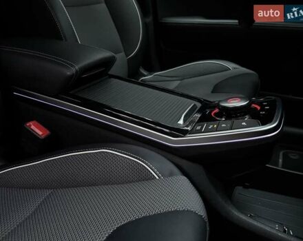 Сірий Кіа Niro, об'ємом двигуна 0 л та пробігом 72 тис. км за 22999 $, фото 64 на Automoto.ua