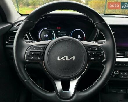 Серый Киа Niro, объемом двигателя 0 л и пробегом 44 тыс. км за 24900 $, фото 37 на Automoto.ua