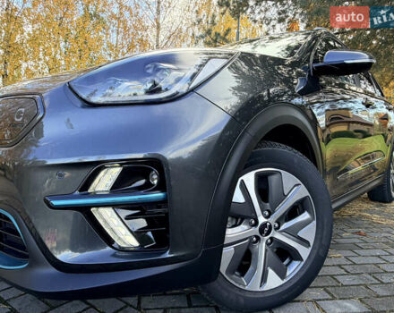 Серый Киа Niro, объемом двигателя 0 л и пробегом 39 тыс. км за 24400 $, фото 7 на Automoto.ua