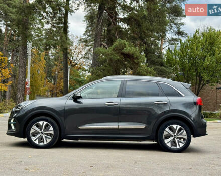 Серый Киа Niro, объемом двигателя 0 л и пробегом 37 тыс. км за 24800 $, фото 17 на Automoto.ua
