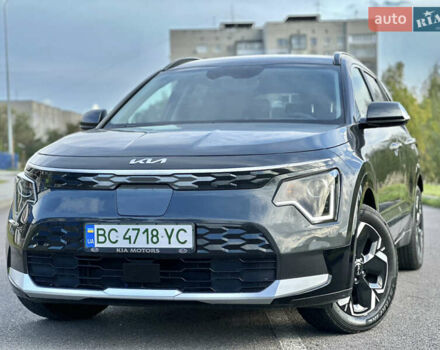 Сірий Кіа Niro, об'ємом двигуна 0 л та пробігом 120 тис. км за 21700 $, фото 24 на Automoto.ua