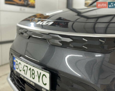 Серый Киа Niro, объемом двигателя 0 л и пробегом 120 тыс. км за 20900 $, фото 26 на Automoto.ua