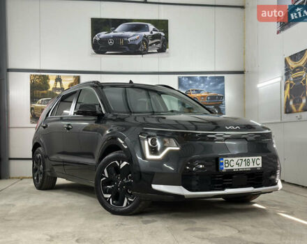 Серый Киа Niro, объемом двигателя 0 л и пробегом 120 тыс. км за 20900 $, фото 2 на Automoto.ua