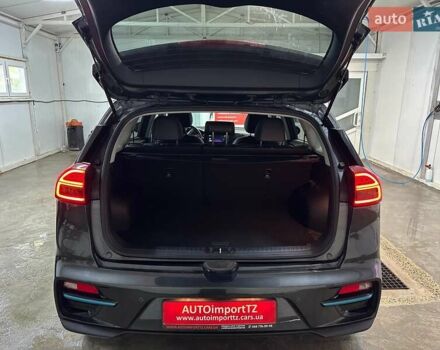 Серый Киа Niro, объемом двигателя 0 л и пробегом 44 тыс. км за 24900 $, фото 68 на Automoto.ua