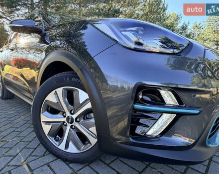 Серый Киа Niro, объемом двигателя 0 л и пробегом 32 тыс. км за 24950 $, фото 7 на Automoto.ua