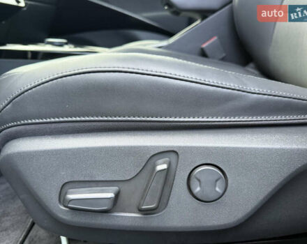 Серый Киа Niro, объемом двигателя 0 л и пробегом 95 тыс. км за 22700 $, фото 77 на Automoto.ua