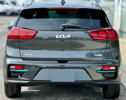 Сірий Кіа Niro, об'ємом двигуна 0 л та пробігом 15 тис. км за 12300 $, фото 4 на Automoto.ua