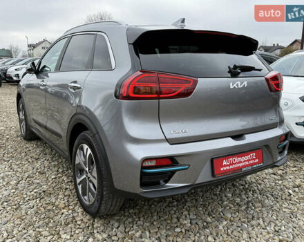 Серый Киа Niro, объемом двигателя 0 л и пробегом 70 тыс. км за 24400 $, фото 18 на Automoto.ua