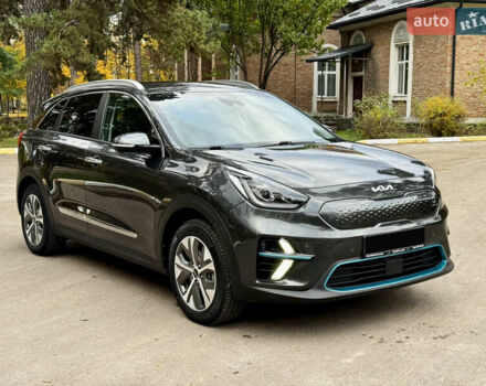 Серый Киа Niro, объемом двигателя 0 л и пробегом 37 тыс. км за 24800 $, фото 7 на Automoto.ua