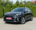 Серый Киа Niro, объемом двигателя 0 л и пробегом 95 тыс. км за 20999 $, фото 1 на Automoto.ua