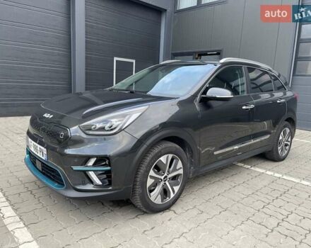 Серый Киа Niro, объемом двигателя 0 л и пробегом 74 тыс. км за 22700 $, фото 1 на Automoto.ua