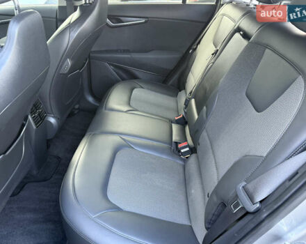Серый Киа Niro, объемом двигателя 0 л и пробегом 95 тыс. км за 22700 $, фото 83 на Automoto.ua