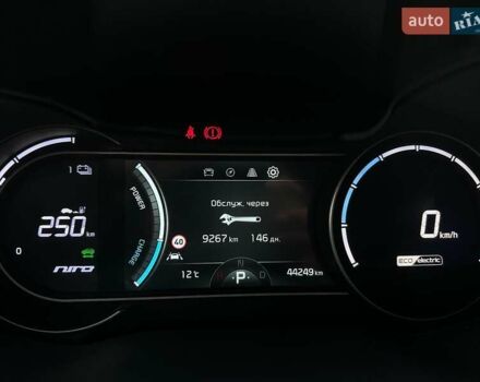 Сірий Кіа Niro, об'ємом двигуна 0 л та пробігом 44 тис. км за 24200 $, фото 45 на Automoto.ua