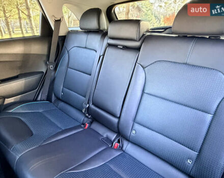 Сірий Кіа Niro, об'ємом двигуна 0 л та пробігом 60 тис. км за 22400 $, фото 22 на Automoto.ua