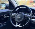 Серый Киа Niro, объемом двигателя 0 л и пробегом 39 тыс. км за 24400 $, фото 22 на Automoto.ua